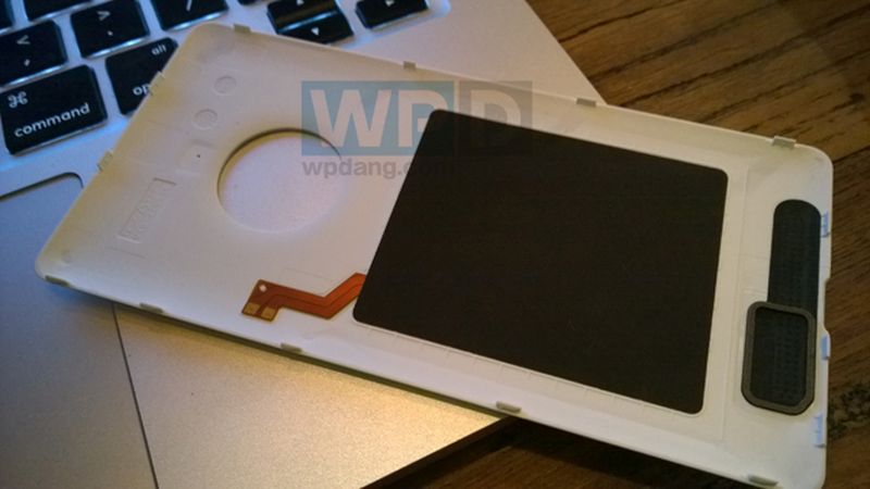 WPDang_Lumia-830-5