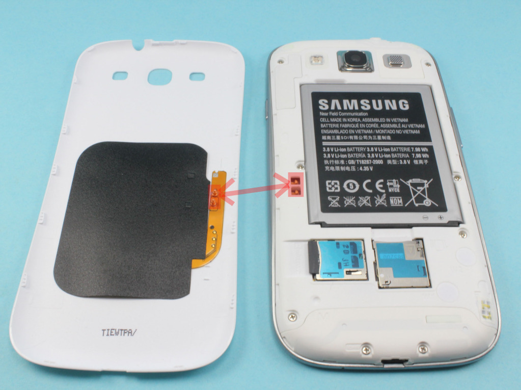 Какие самсунги поддерживают беспроводную. Samsung s3 модуль. Беспроводная зарядка самсунг s22. Аккумулятор самсунг s3 i9300i. Samsung Galaxy s3 сим.
