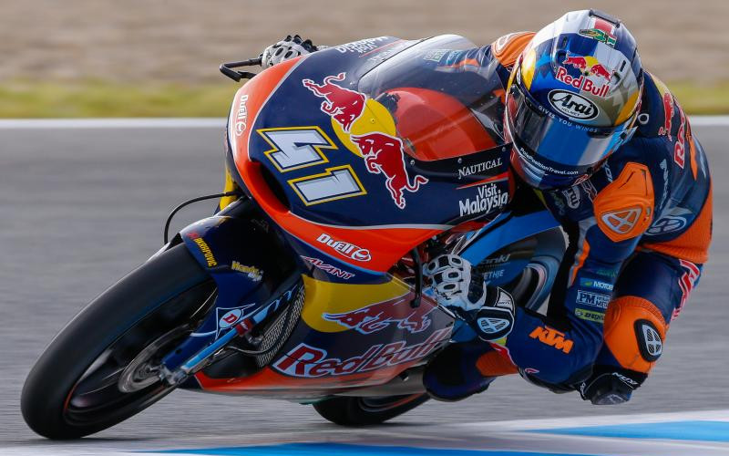 brad binder moto3 800